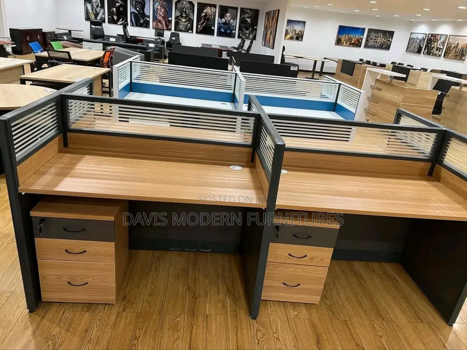 Waking Situation With Drawers