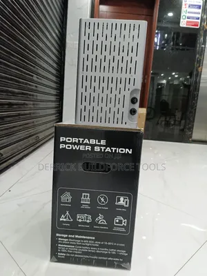 Vestwood 2000watts(2kilowatts) Portable Lithium Battery
