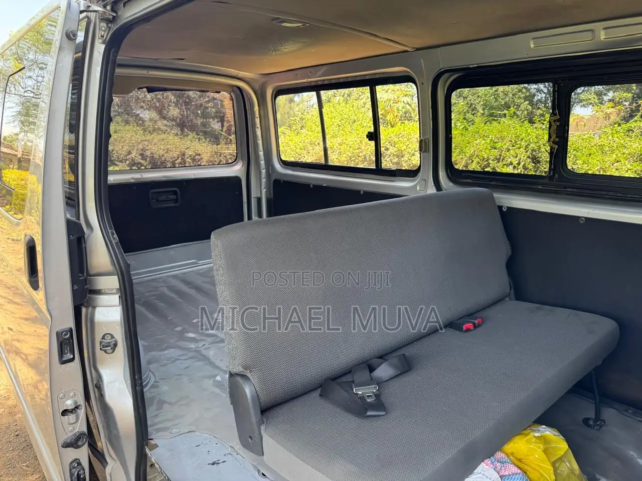 Toyota HiAce 2016 Silver