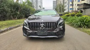 Mercedes-Benz GLA 250 2015 Brown