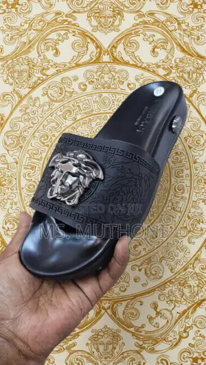 Quality Versace X Medusa Slides
