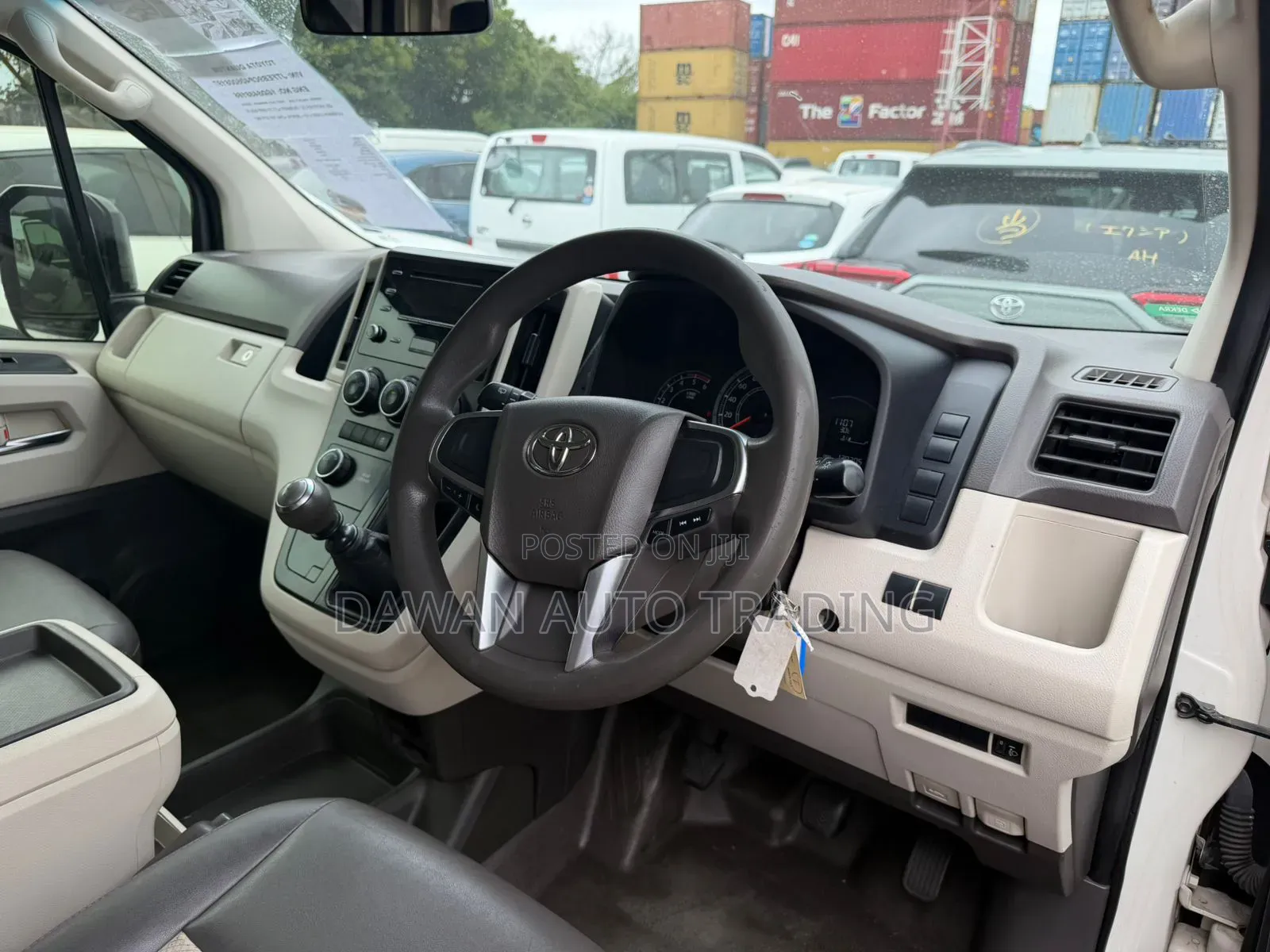 Toyota HiAce 2019 White