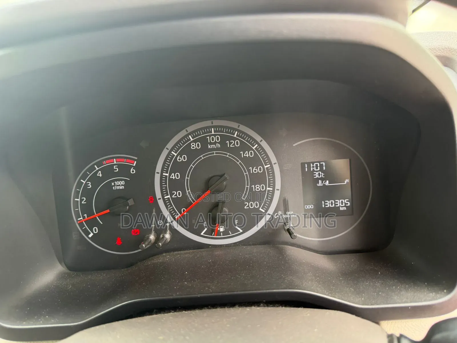 Toyota HiAce 2019 White