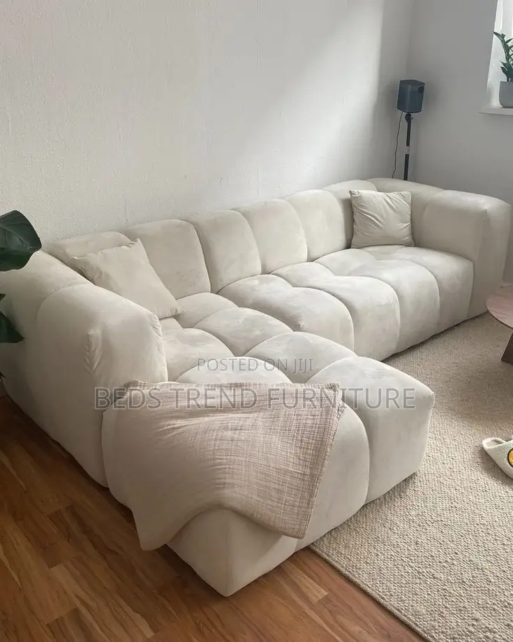 Customized 6 Seater Bubble L Seat
