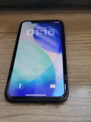 Apple iPhone 11 64 GB Black