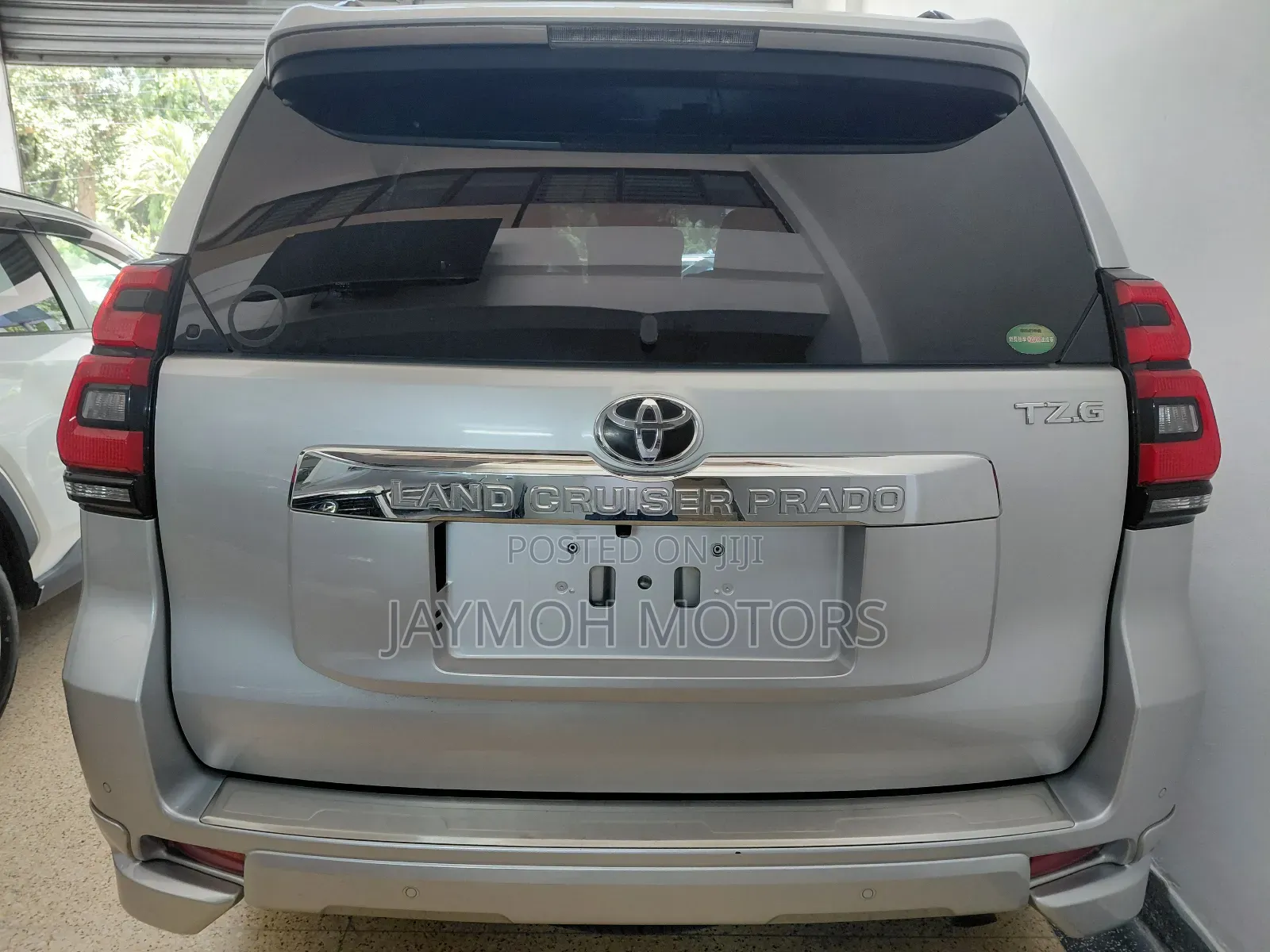 Toyota Land Cruiser Prado 2019 Silver