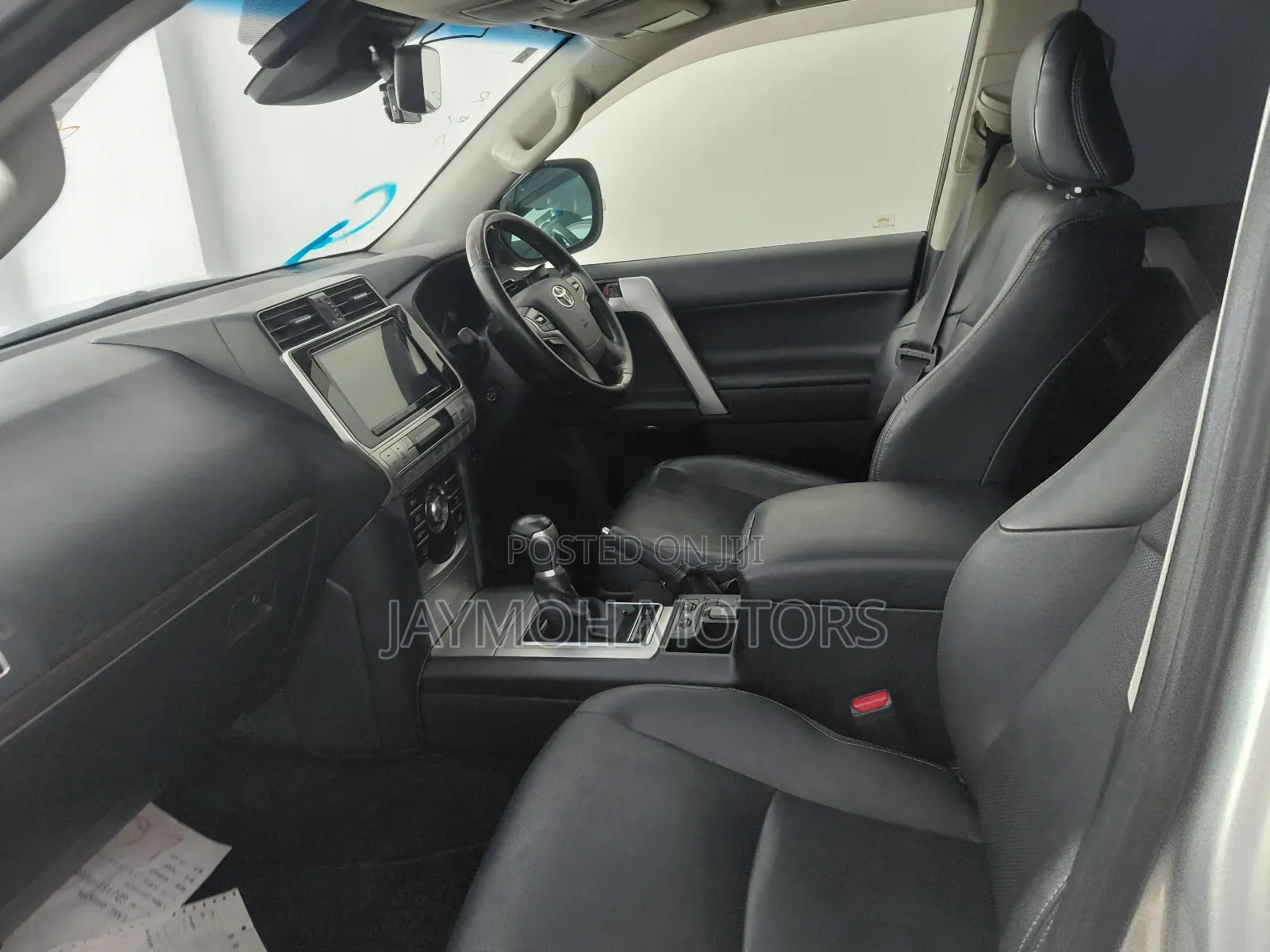 Toyota Land Cruiser Prado 2019 Silver