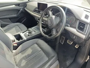 Audi Q5 2018 Black