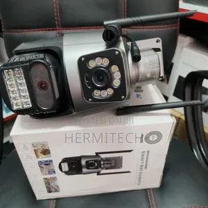 CCTV Dua Lens Electric Powered PTZ With Strobe Lights