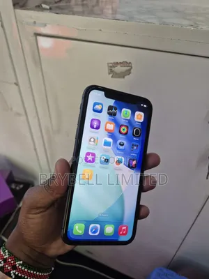 Apple iPhone 11 64 GB Black