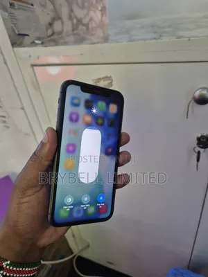Apple iPhone 11 64 GB Black