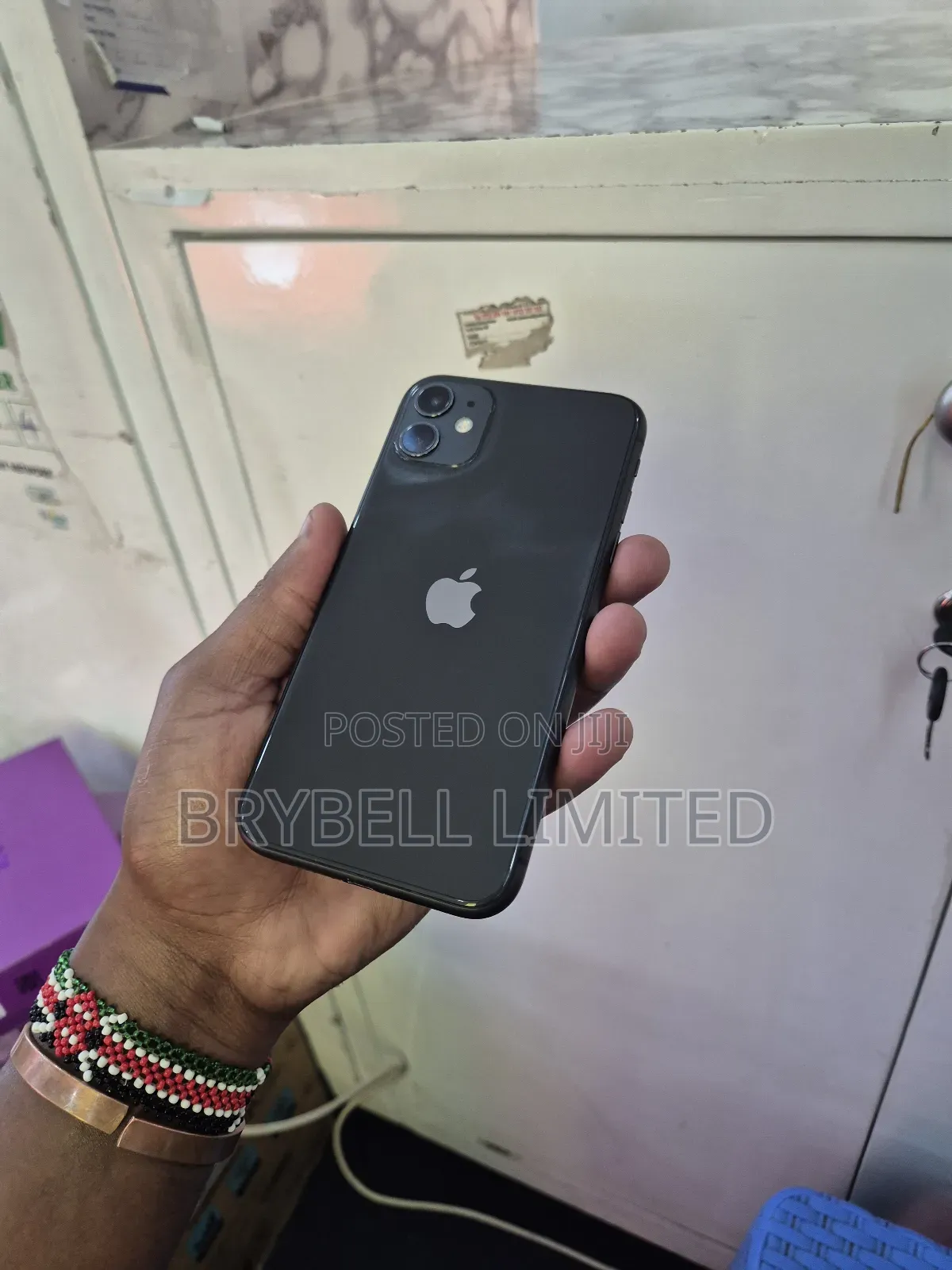 Apple iPhone 11 64 GB Black