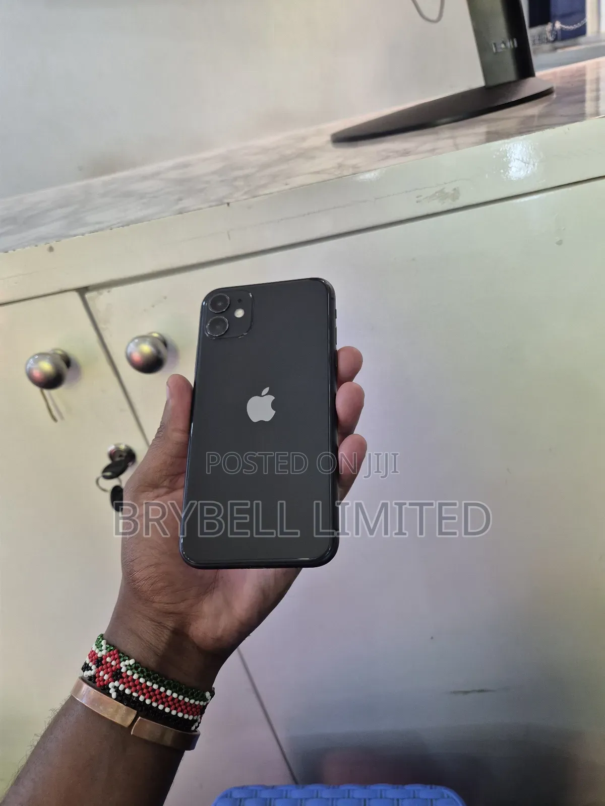 Apple iPhone 11 64 GB Black