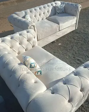 Welcoming Clean 5 Seater Sofa 3,2