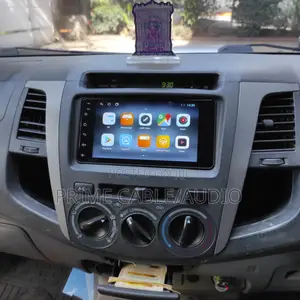 Toyota Hilux/Vigo/Fortuner 2008-2014 Fitted With 8 Inch Android Radio