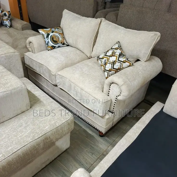 Charming 5 Seater Sofa 3,2 Modern