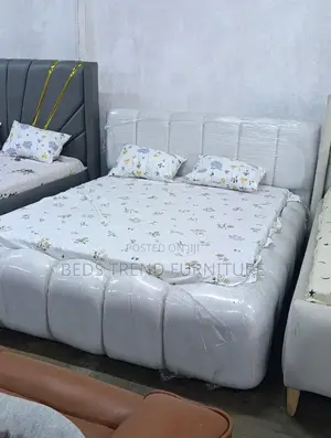 Quiet White 5 by 6 Cosy Bubble Bed