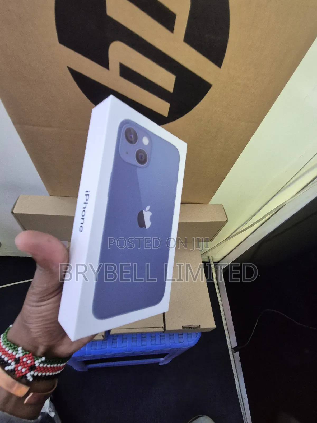 New Apple iPhone 13 256 GB Blue