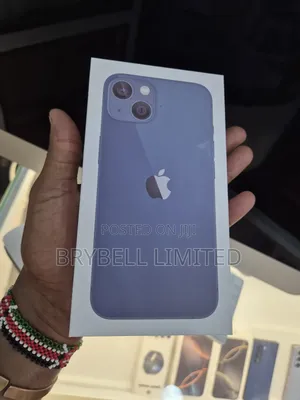 New Apple iPhone 13 128 GB Blue