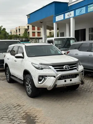 Toyota Fortuner 2019 White
