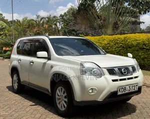 Nissan X-Trail 2013 White