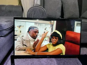 Amtec 43 Smart Frameless Tv With Bluetooth