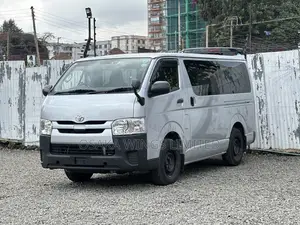 Toyota HiAce 2019 Silver