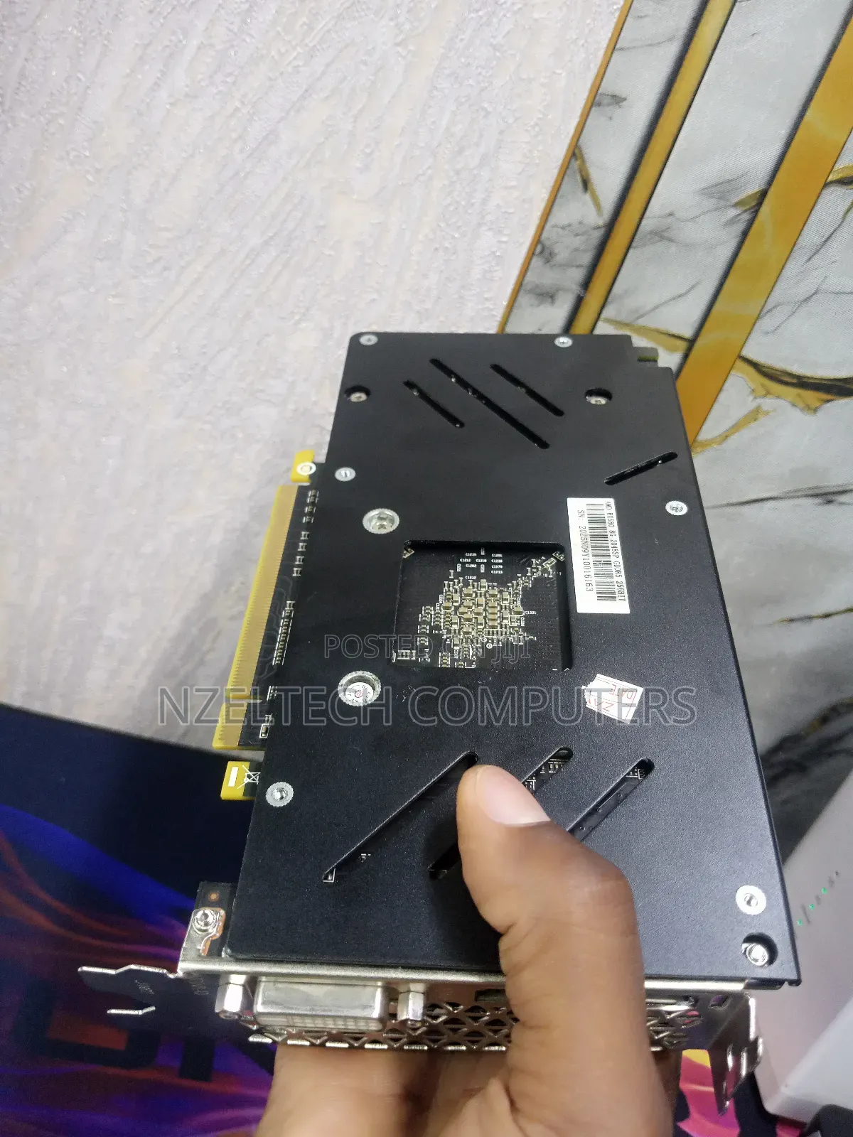 Amd Rx580 8gb Graphics Dvi , Hdmi, Display Port Powered at