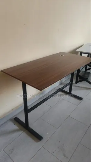 Top Desk .