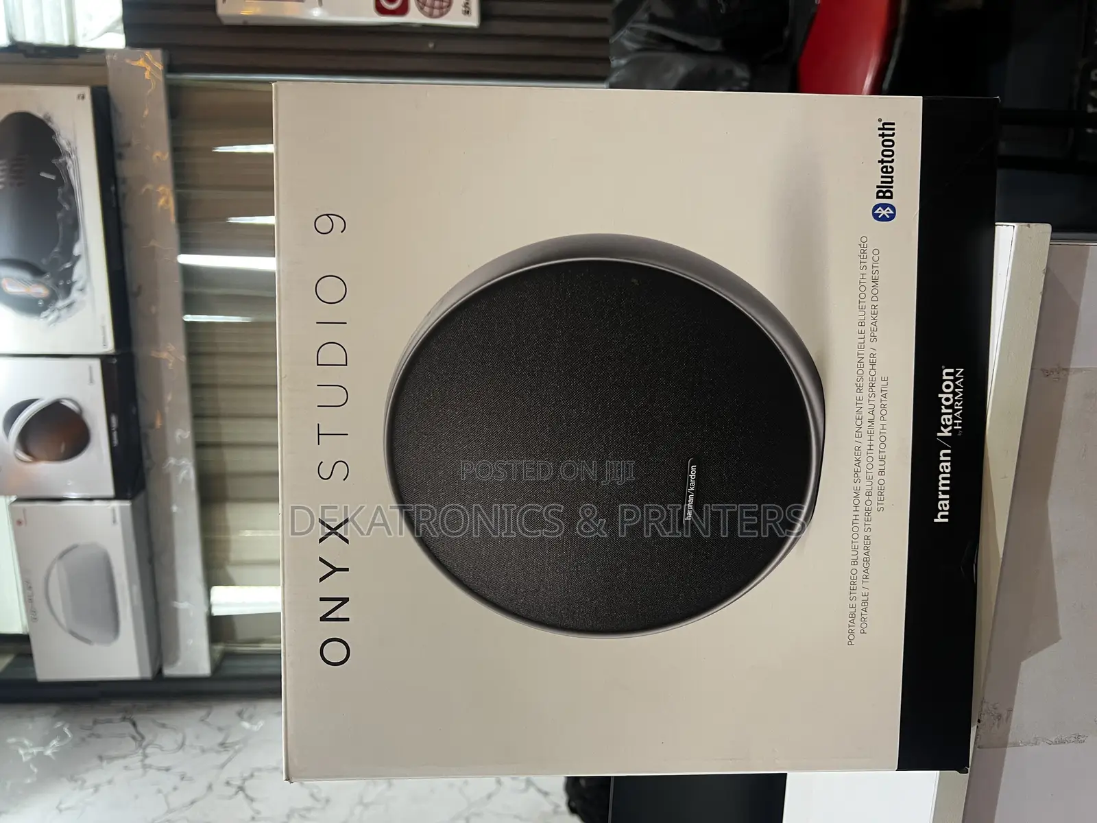 Onyx Studio 9