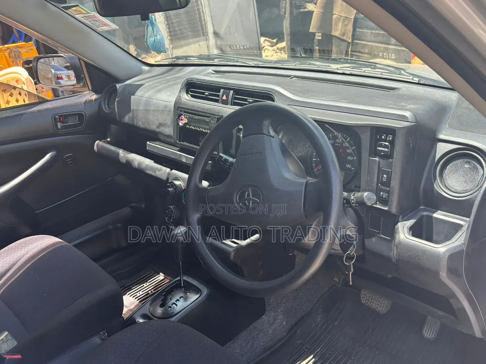 Toyota Succeed SV Premium 2016 Silver