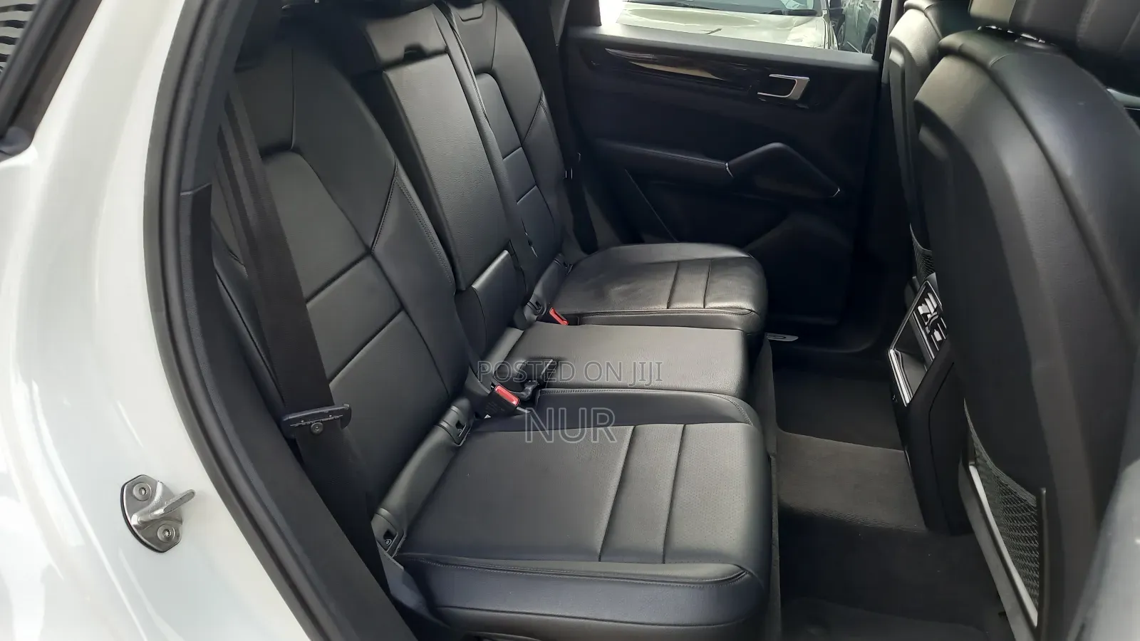 Porsche Cayenne 2019 White