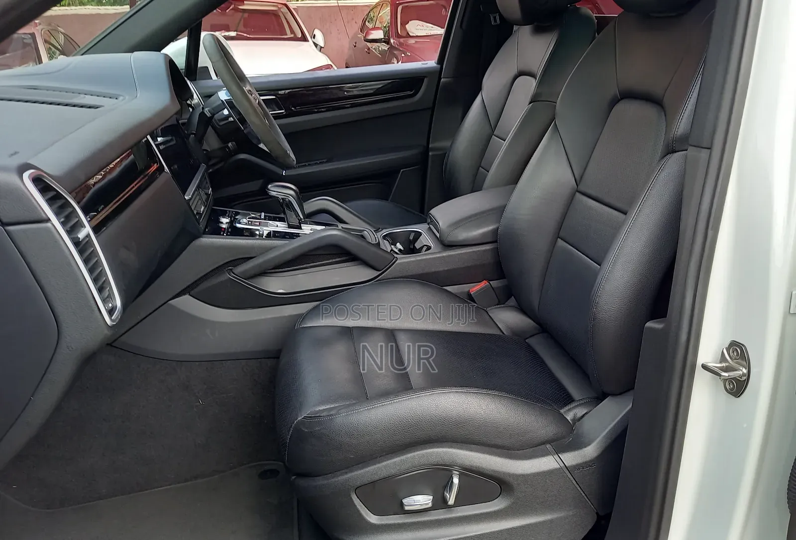 Porsche Cayenne 2019 White