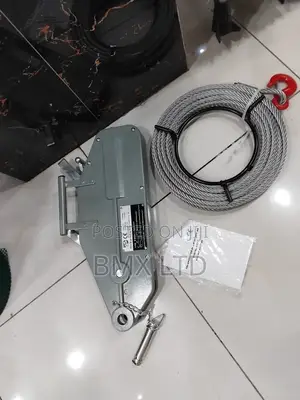 Heavy Duty Mechanical Cable Pulling Hoist With Steel Wire Rope