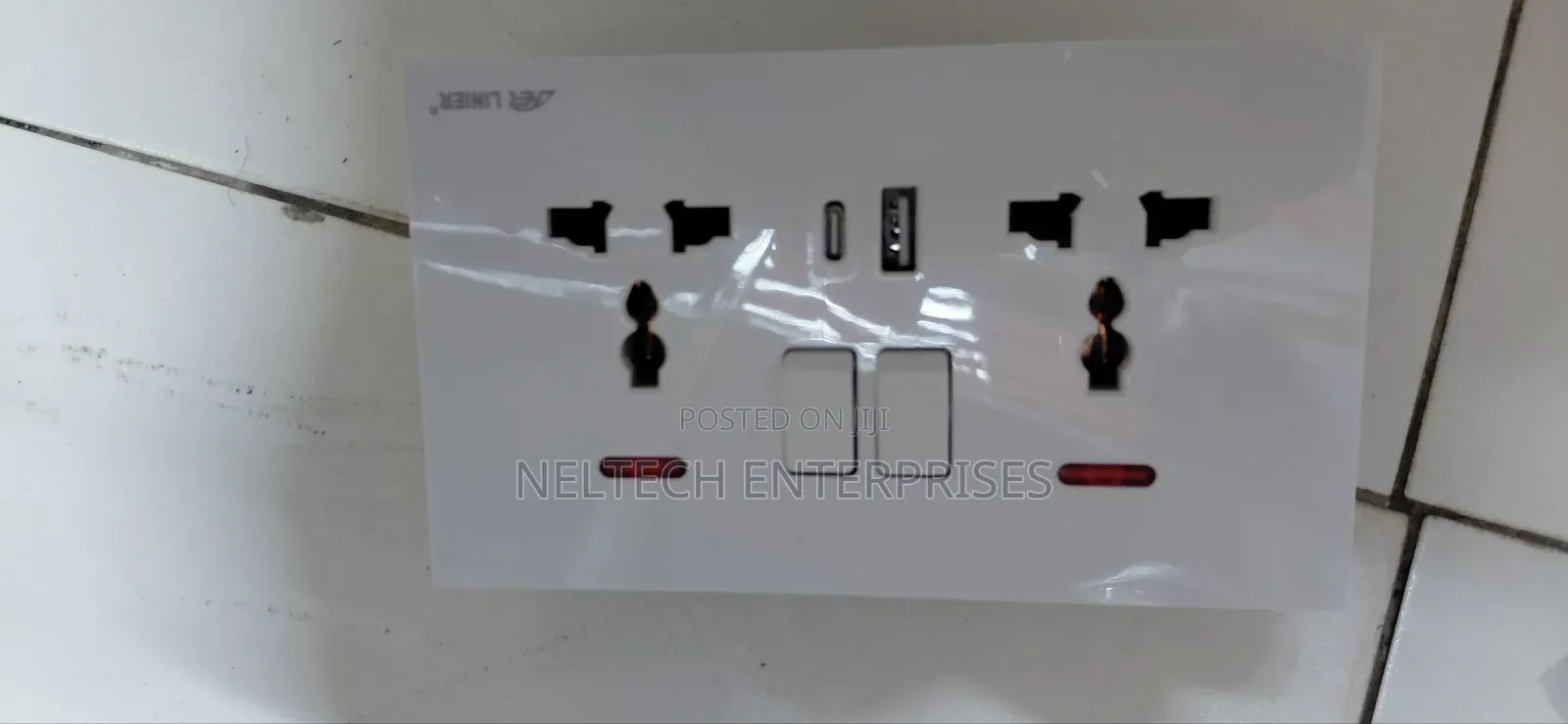 Twin Socket Usb