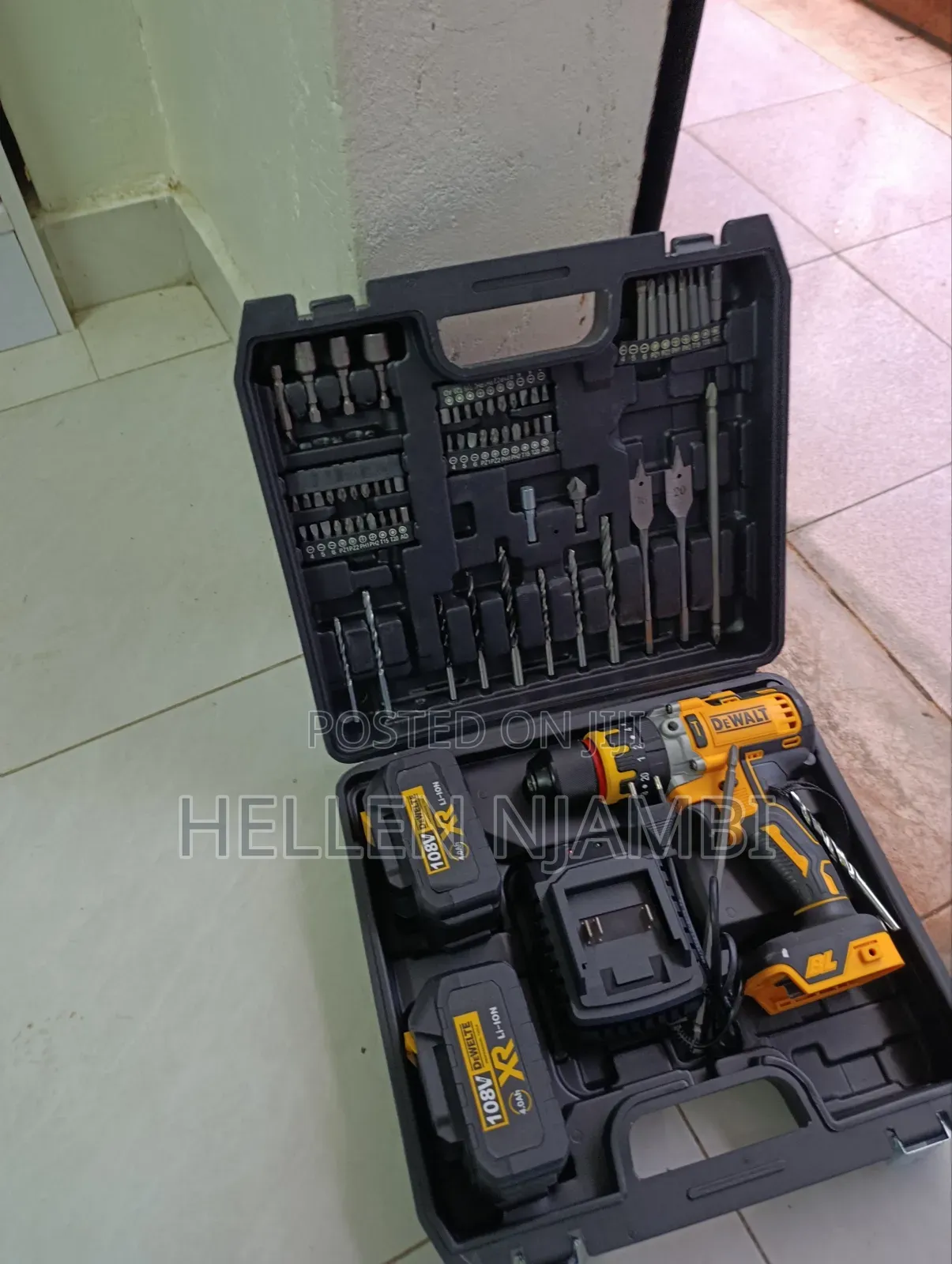 Dewalt Cordless Drill Set