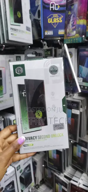 Mucde Privacy Screen Protector for Samsung Galaxy S22 Ultra With Hole