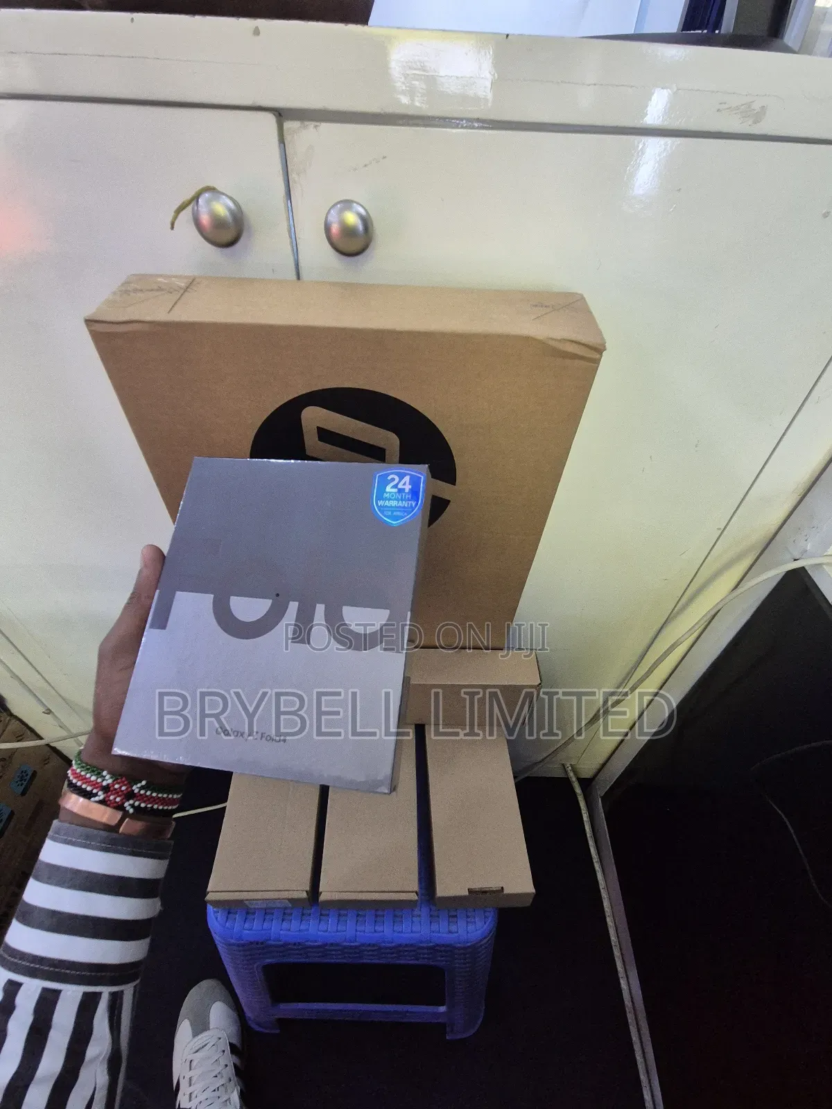 New Samsung Galaxy Z Fold4 256 GB Blue