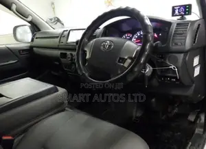 Toyota HiAce 2020 Silver