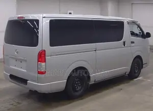 Toyota HiAce 2020 Silver