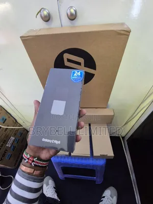 New Samsung Galaxy Z Flip 5 512 GB Black