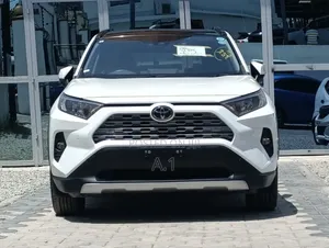 Toyota RAV4 2020 White