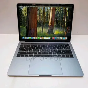 Laptop Apple MacBook Pro 2019 16GB Intel Core I7 SSD 256GB