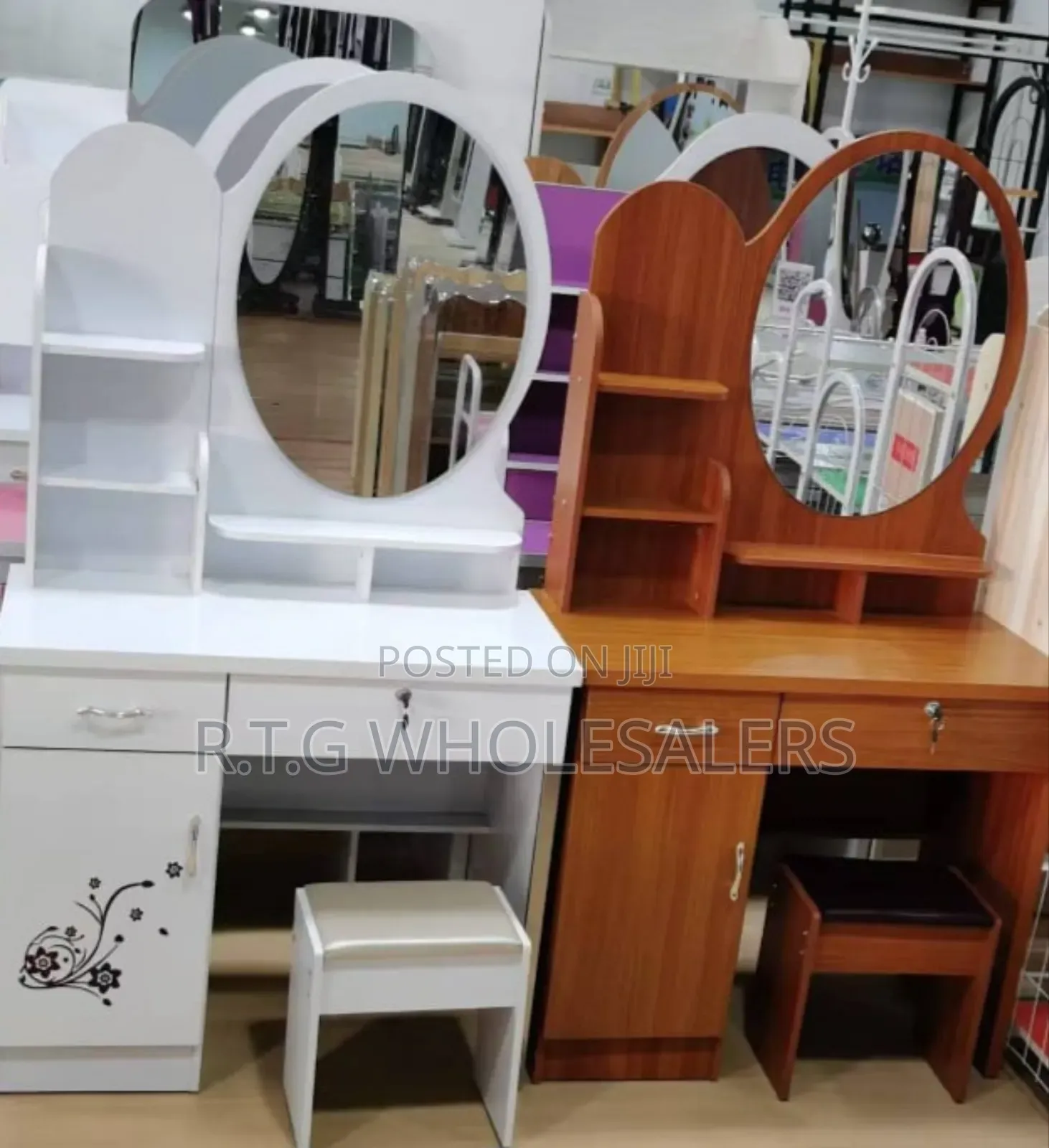 Modern White Dressing Table With Mirror – Bedroom Essential