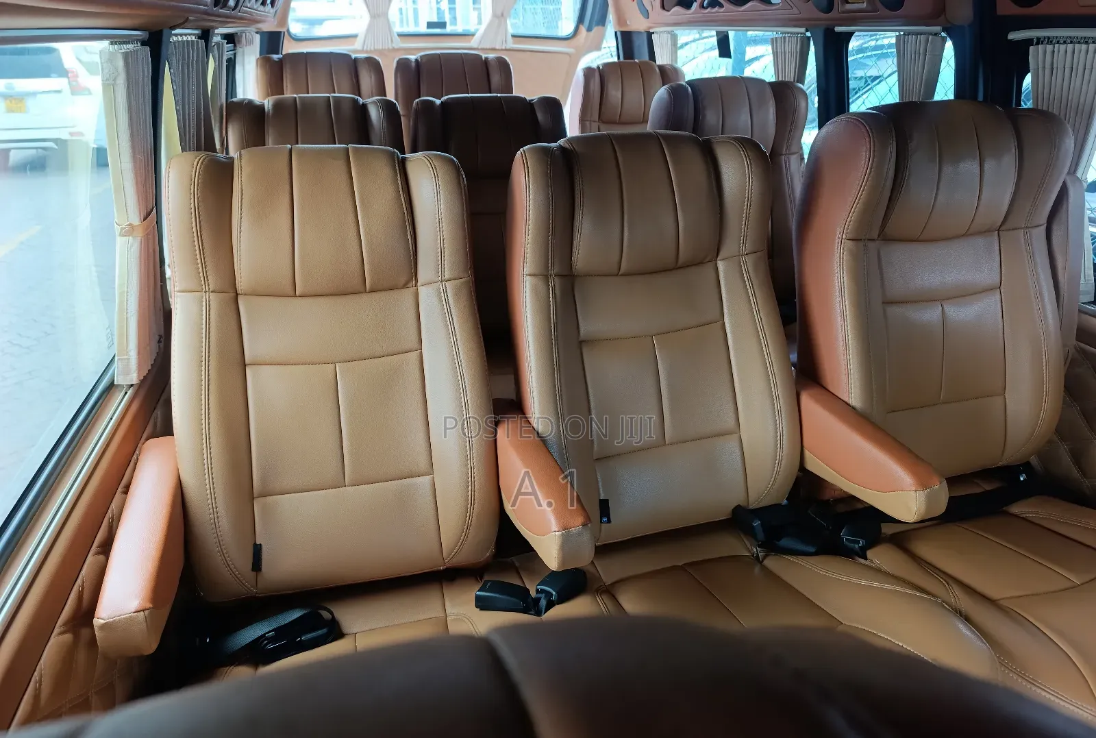 Toyota Grand HiAce 2018 Silver