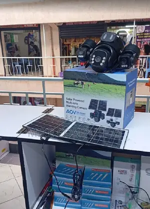 Triple Lens Triple Screens CCTV Solar Camera Dual Panel 4g