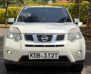 Nissan X-Trail 2013 White