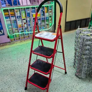 Durable 4-Step Ladder for Home and Workshop Use