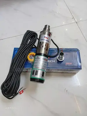 Maxmech 50m Head Solar Submersible Pump 250w