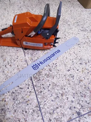 Heavy Duty Husqvarna Brazilian Powersaw 272xp
